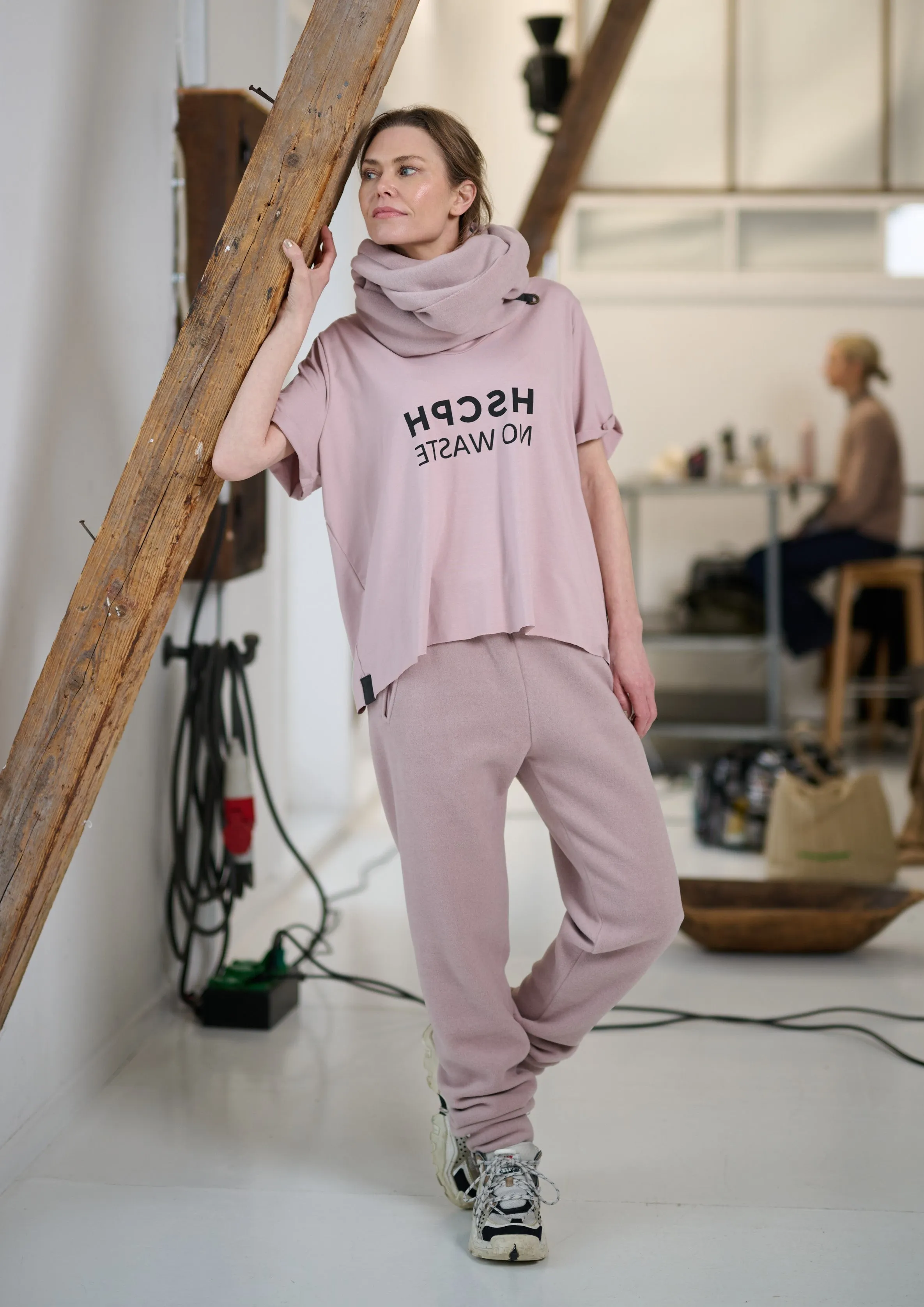 JOGGING PANTS - 2110 - NUDE