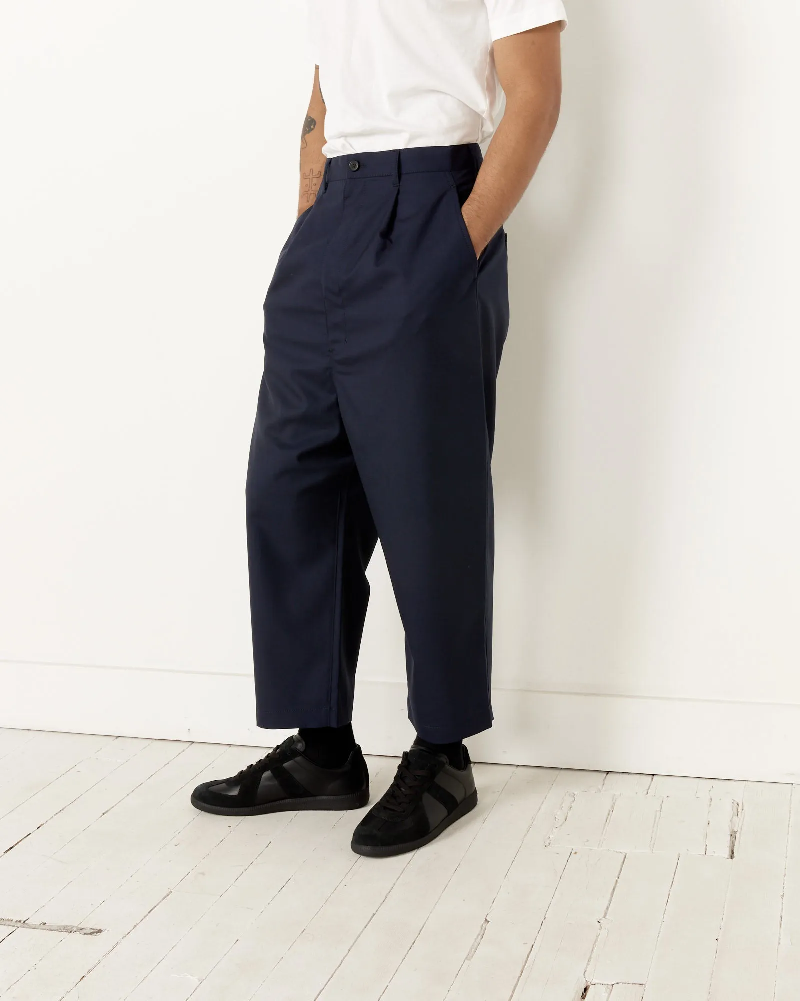 Pant in Dark Navy