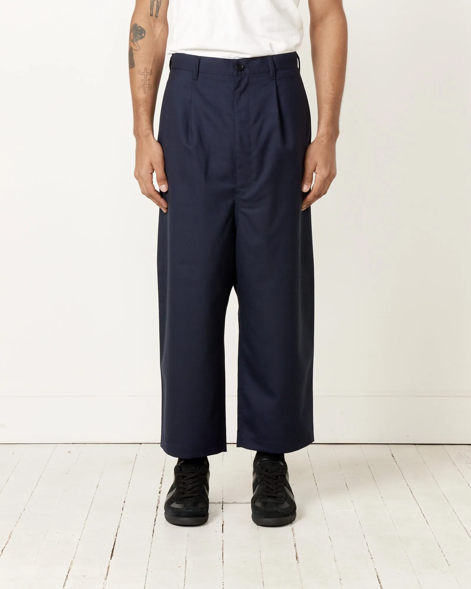 Pant in Dark Navy