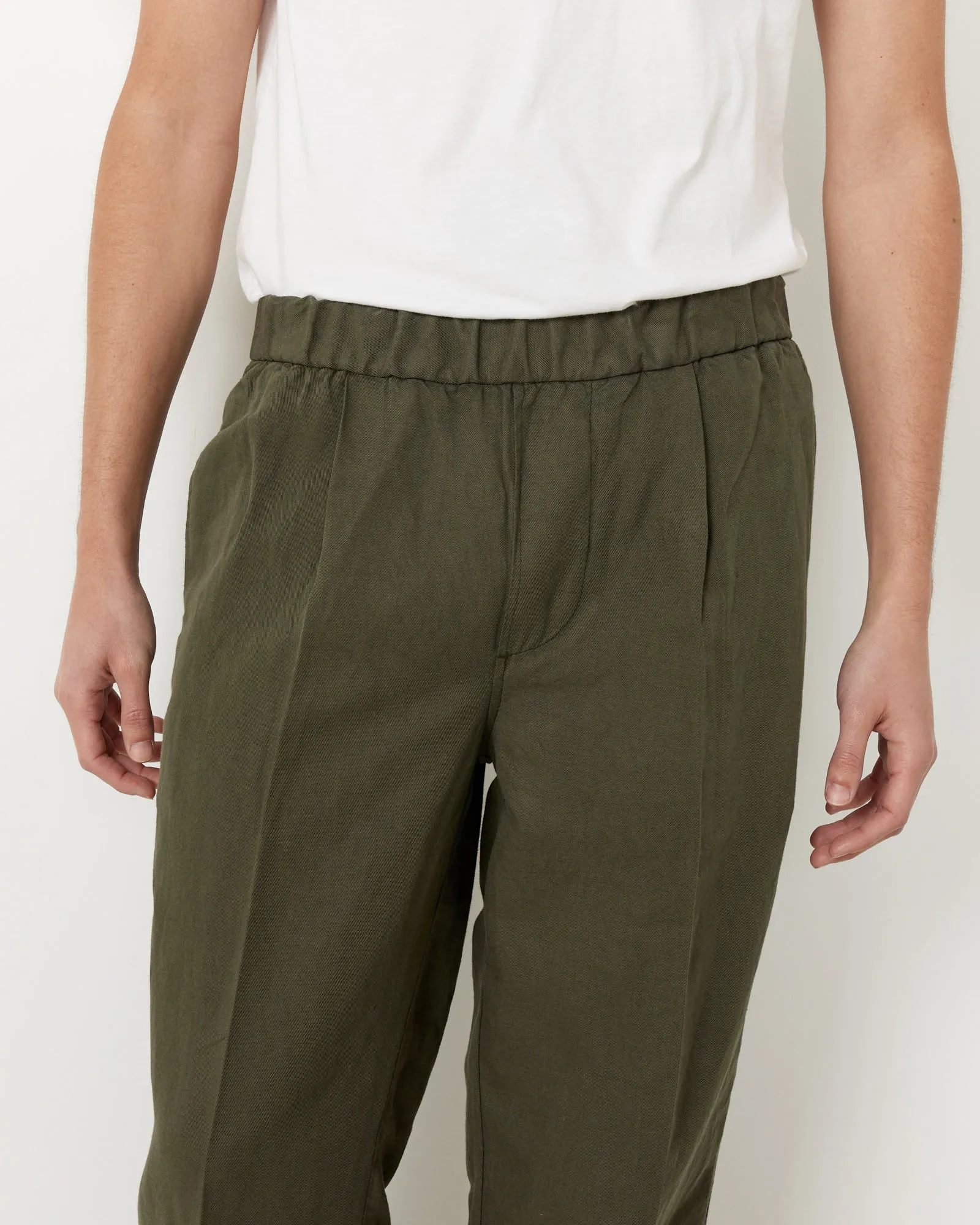 Park Pant in Olive