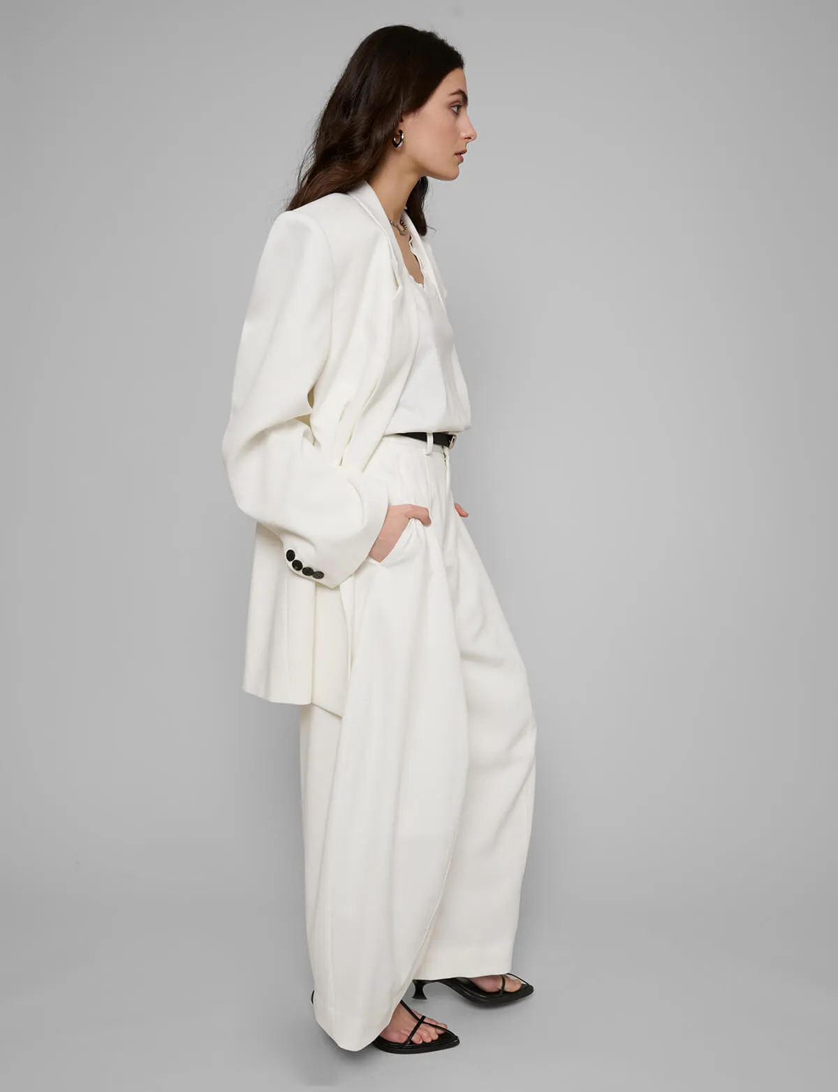 White Barrel Leg Pants-BESTSELLER