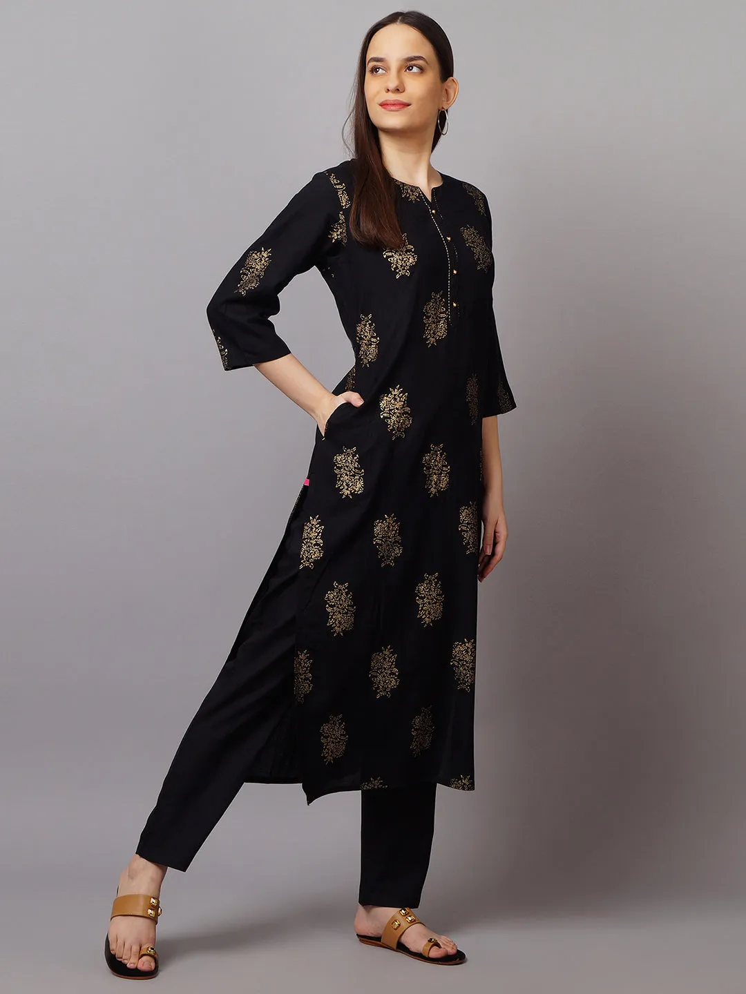 Women Black Ornamental Printed Kurta With Pant